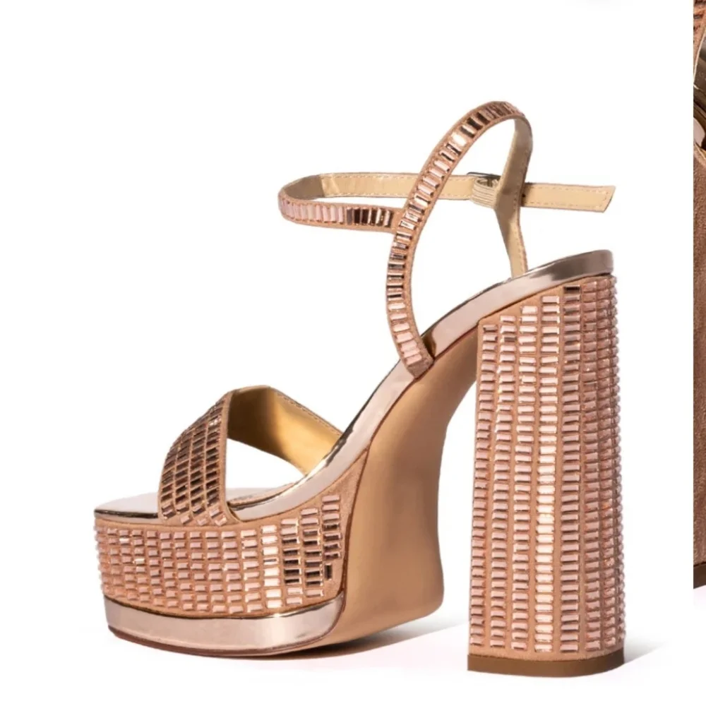 Cathy Din these glamorous